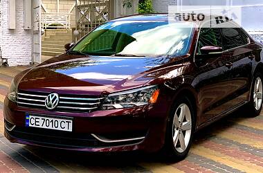 Седан Volkswagen Passat 2013 в Черновцах