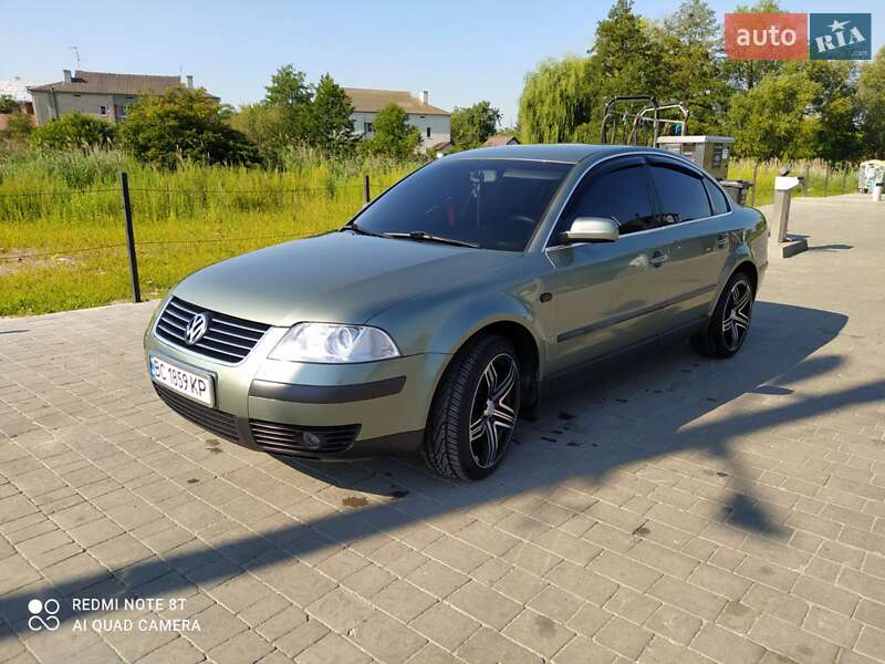 Седан Volkswagen Passat 2001 в Львове