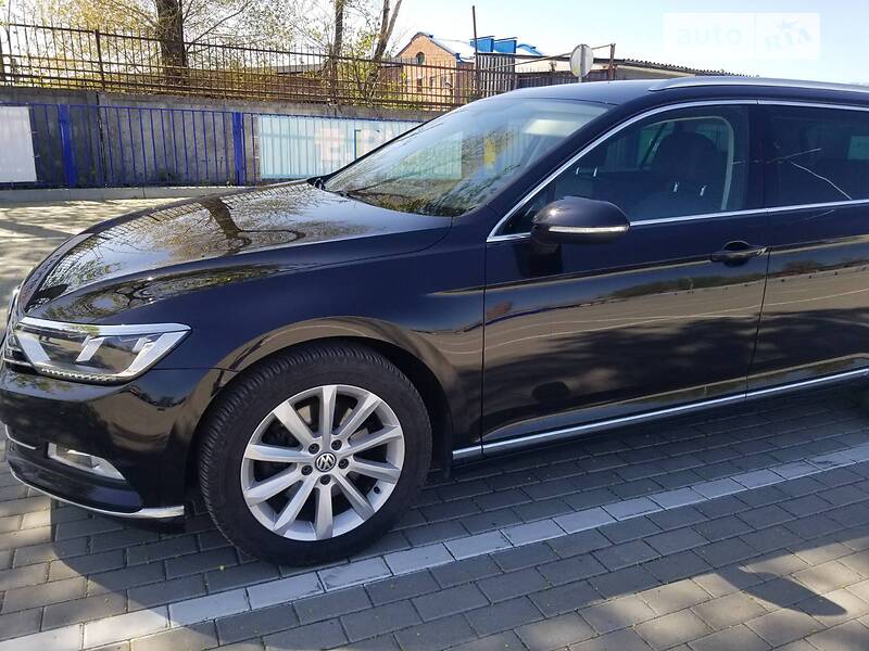 Універсал Volkswagen Passat 2015 в Тернополі