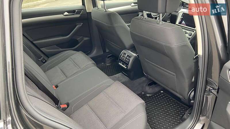 Універсал Volkswagen Passat 2017 в Кривому Розі