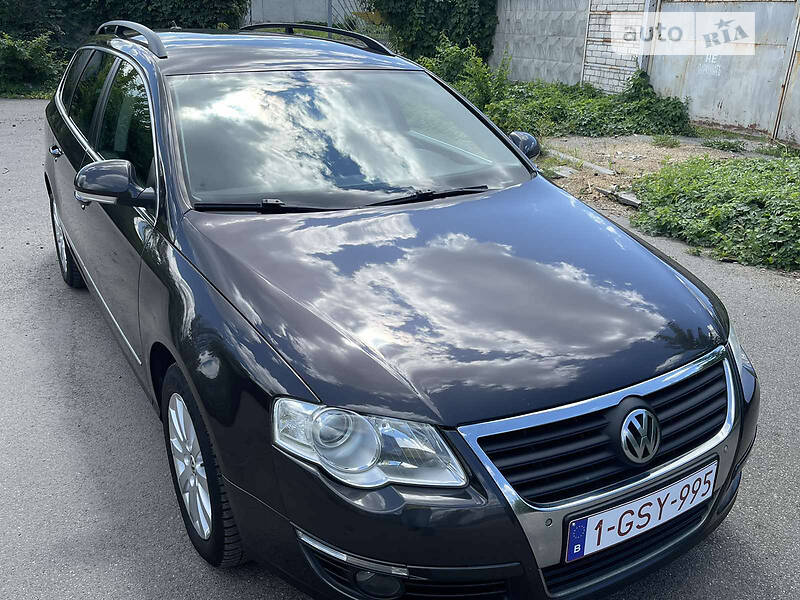 Універсал Volkswagen Passat 2010 в Первомайську