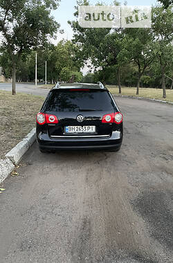 Універсал Volkswagen Passat 2008 в Ізмаїлі