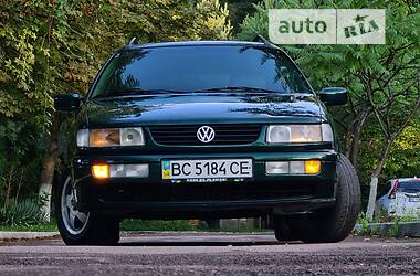 Універсал Volkswagen Passat 1996 в Дрогобичі