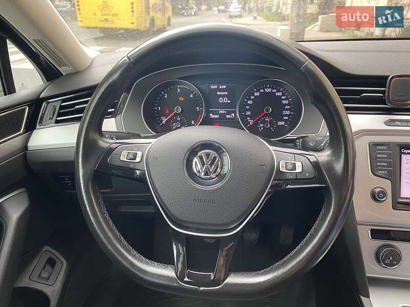 Універсал Volkswagen Passat 2016 в Миколаєві
