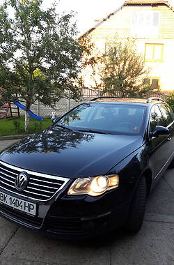 Універсал Volkswagen Passat 2008 в Рівному