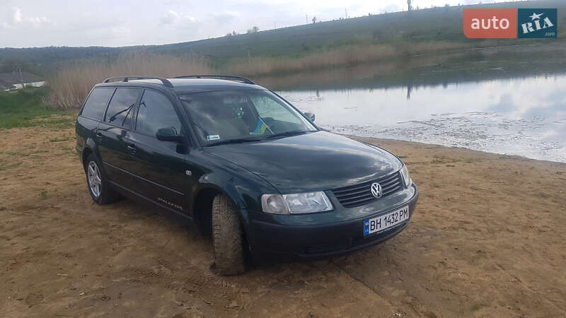 Универсал Volkswagen Passat 1998 в Подольске