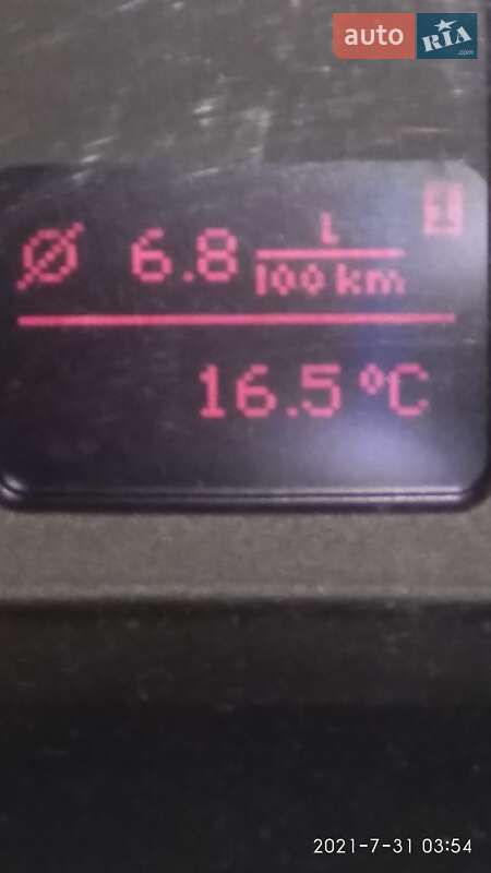 Універсал Volkswagen Passat 2005 в Гусятині