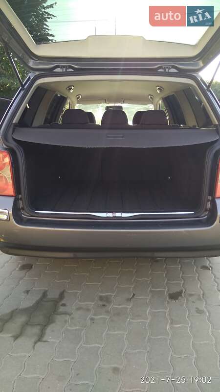 Універсал Volkswagen Passat 2005 в Гусятині