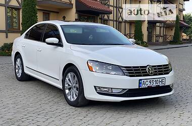 Седан Volkswagen Passat 2014 в Луцке