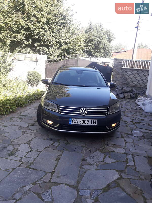 Универсал Volkswagen Passat 2013 в Умани