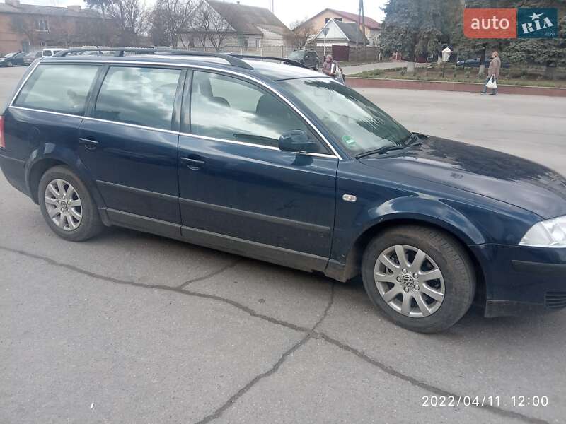 Універсал Volkswagen Passat 2001 в Макарові