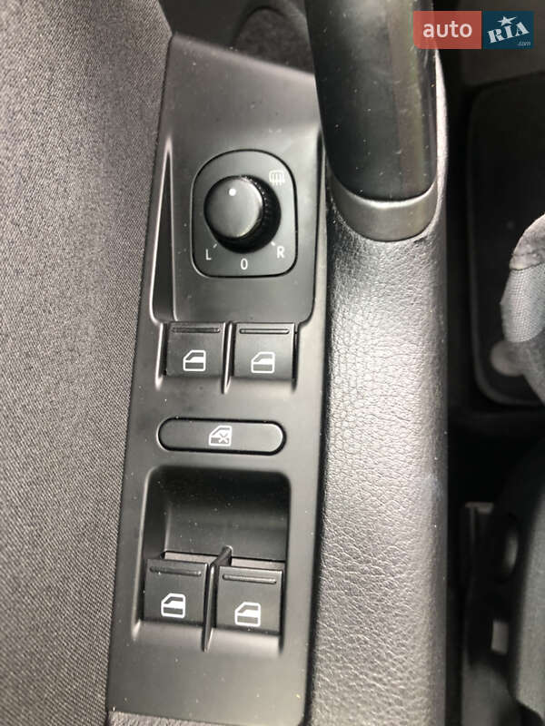 Універсал Volkswagen Passat 2013 в Коломиї