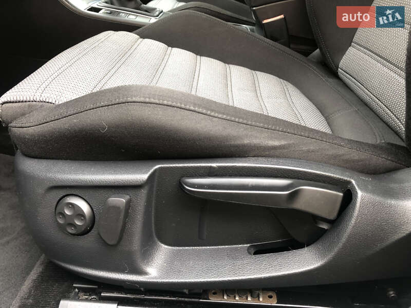 Універсал Volkswagen Passat 2013 в Коломиї