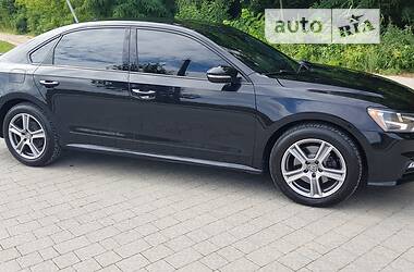 Седан Volkswagen Passat 2017 в Городку