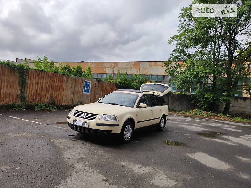 Универсал Volkswagen Passat 2000 в Ужгороде