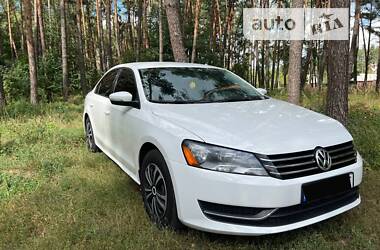 Седан Volkswagen Passat 2014 в Чернигове