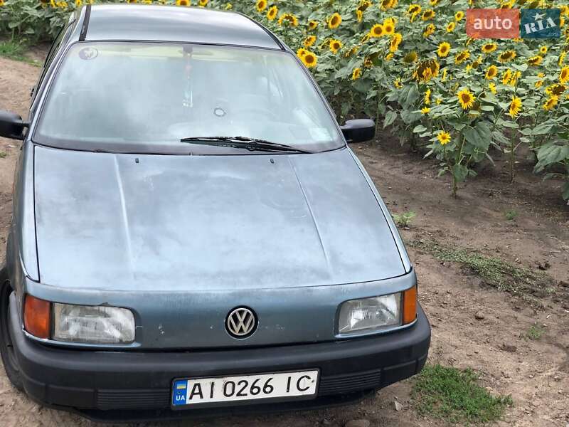 Седан Volkswagen Passat 1989 в Белой Церкви