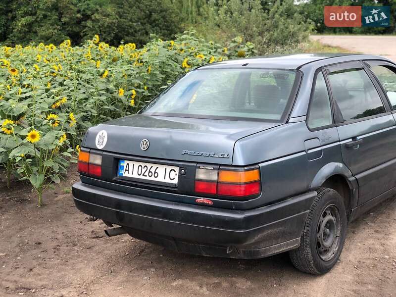 Седан Volkswagen Passat 1989 в Белой Церкви
