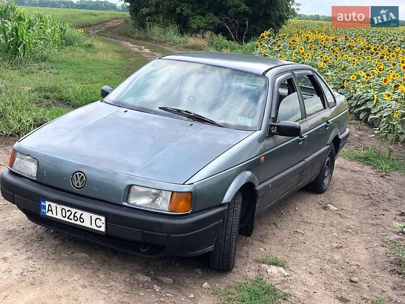 Седан Volkswagen Passat 1989 в Белой Церкви