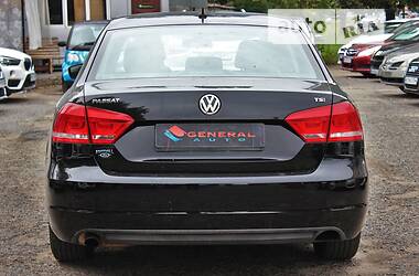 Седан Volkswagen Passat 2014 в Одессе