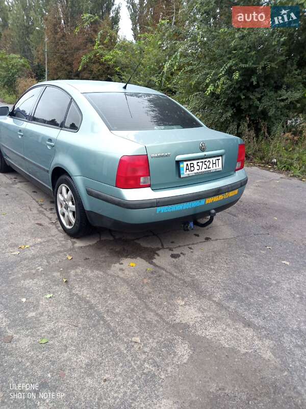 Седан Volkswagen Passat 1998 в Вінниці