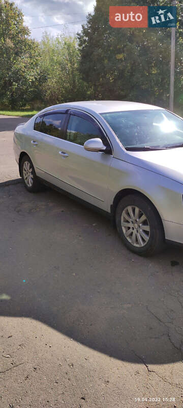 Седан Volkswagen Passat 2008 в Кропивницькому