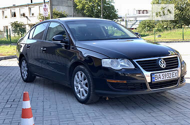 Седан Volkswagen Passat 2005 в Кропивницком