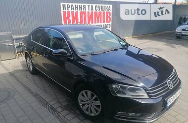 Седан Volkswagen Passat 2011 в Дрогобыче