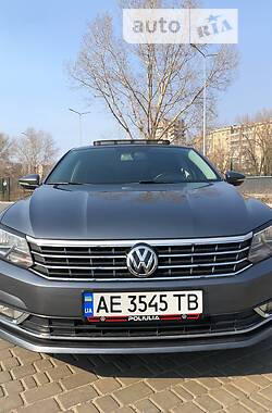 Седан Volkswagen Passat 2016 в Черкассах