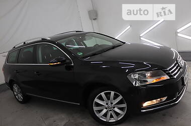 Універсал Volkswagen Passat 2011 в Трускавці