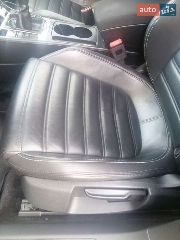 Универсал Volkswagen Passat 2012 в Киеве фото 36 Универсал Volkswagen Passat 2012 в Киеве
