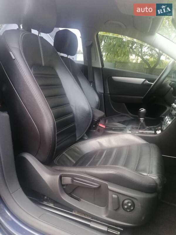 Универсал Volkswagen Passat 2012 в Киеве фото 32 Универсал Volkswagen Passat 2012 в Киеве