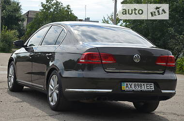 Седан Volkswagen Passat 2014 в Павлограді