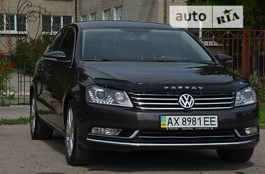 Седан Volkswagen Passat 2014 в Павлограді