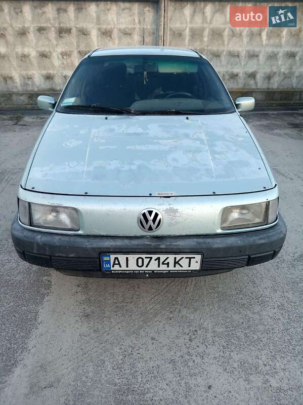 Седан Volkswagen Passat 1991 в Фастові