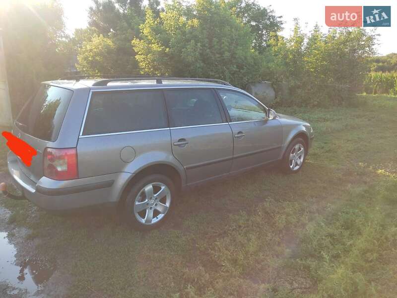 Универсал Volkswagen Passat 2004 в Александрие