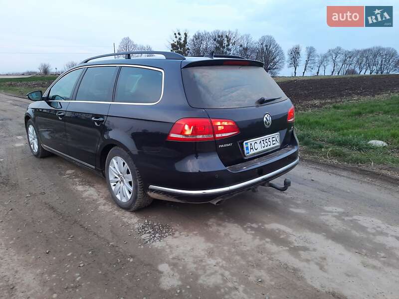 Універсал Volkswagen Passat 2013 в Луцьку