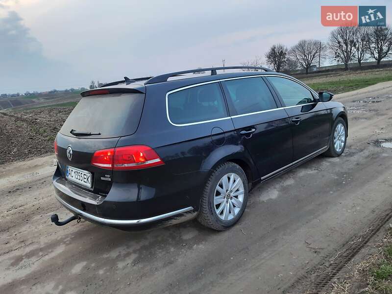 Універсал Volkswagen Passat 2013 в Луцьку