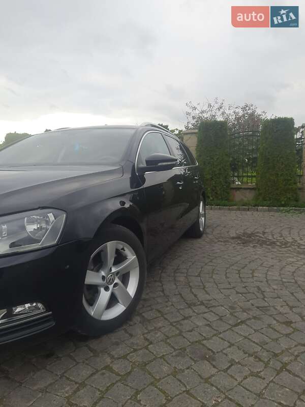 Универсал Volkswagen Passat 2013 в Жовкве фото 17 Универсал Volkswagen Passat 2013 в Жовкве