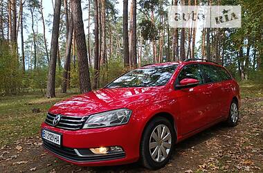 Универсал Volkswagen Passat 2011 в Фастове