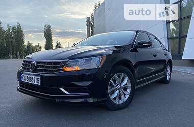 Седан Volkswagen Passat 2016 в Запорожье