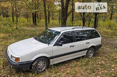 Универсал Volkswagen Passat 1989 в Долине