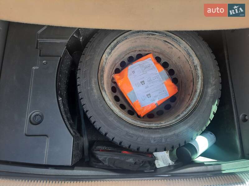 Універсал Volkswagen Passat 2006 в Вишневому