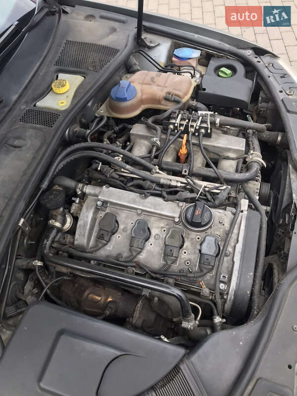 Седан Volkswagen Passat 2003 в Ужгороде