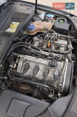 Седан Volkswagen Passat 2003 в 