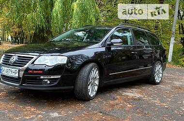 Универсал Volkswagen Passat 2006 в Остроге