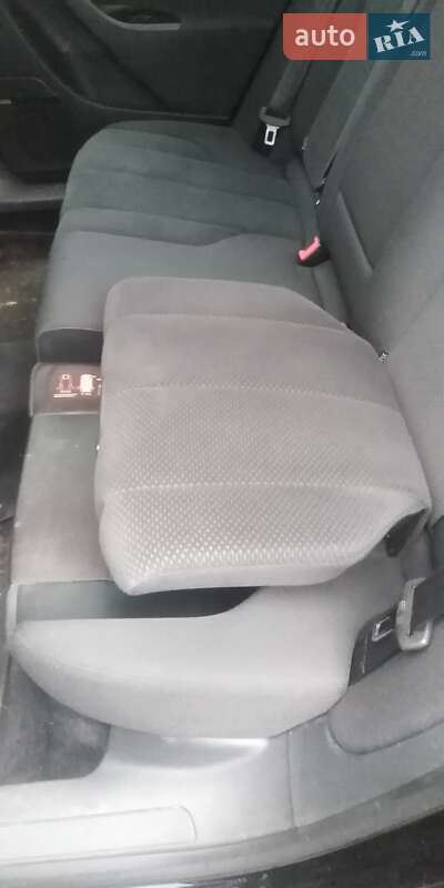 Універсал Volkswagen Passat 2009 в Долині