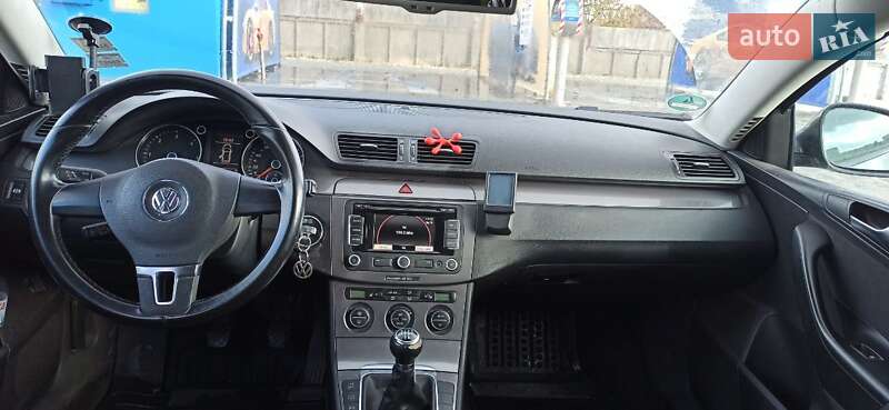 Універсал Volkswagen Passat 2009 в Львові