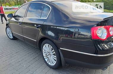 Седан Volkswagen Passat 2008 в Києві