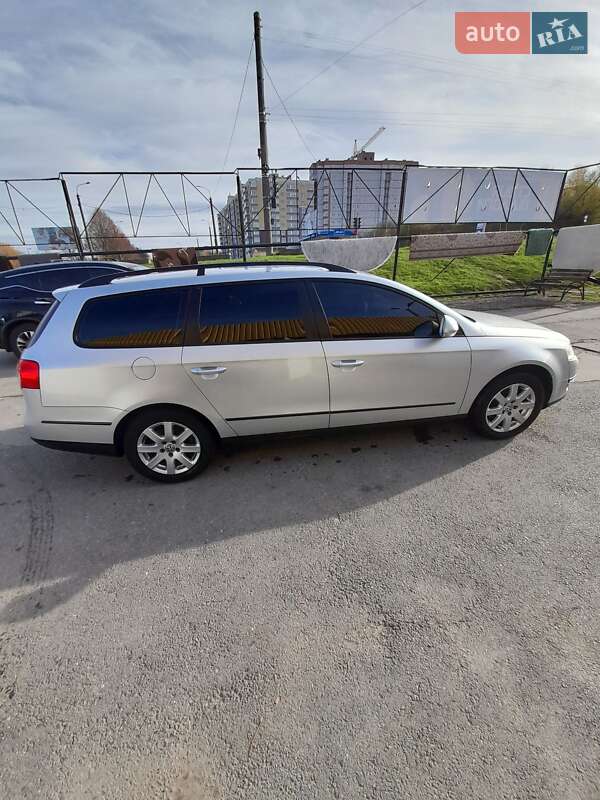 Універсал Volkswagen Passat 2008 в Хмельницькому